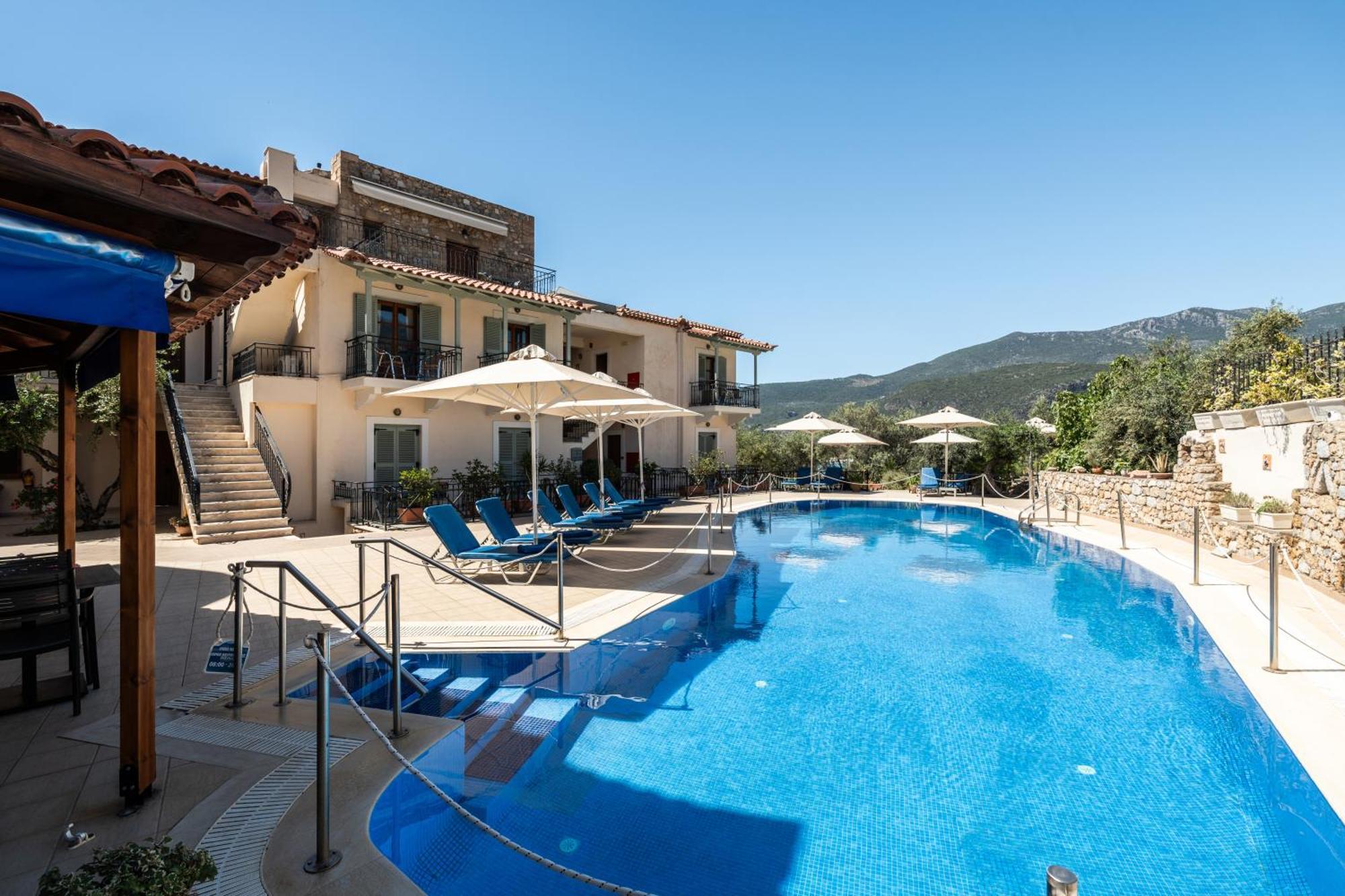 Hotel Liakoto Kardamyli Exterior photo